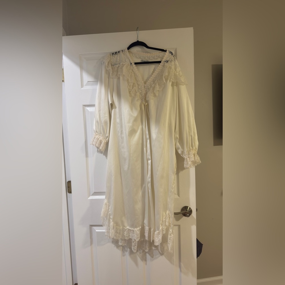 Dior Cream Satin Lace-Trim Chemise with Pearlescent Buttons - Picture 2 of 2